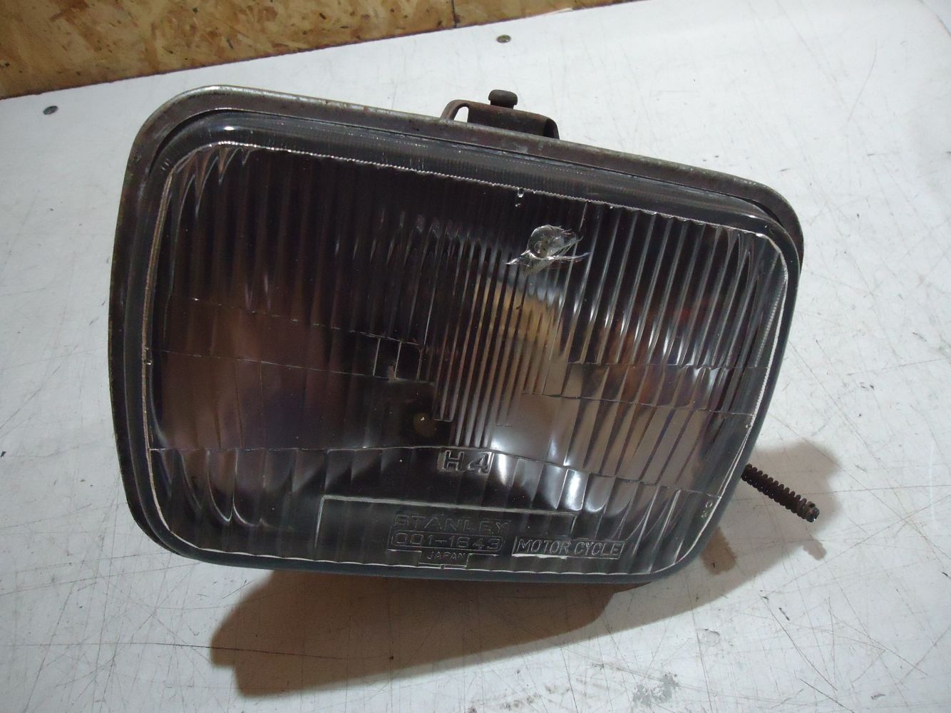 Kawasaki GPZ1100 Unitrak Headlight GPZ1100A
