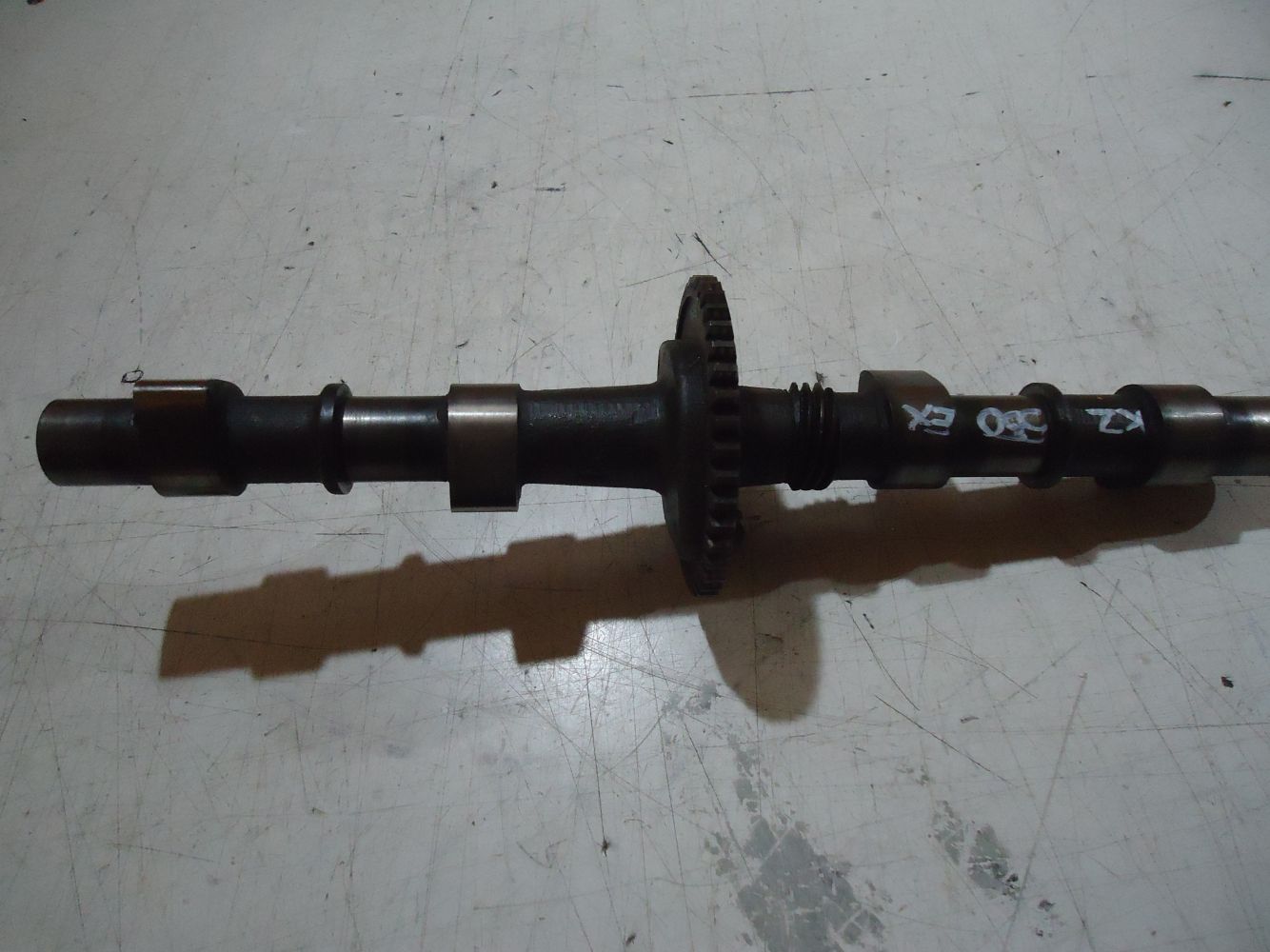 Kawasaki KZ550 Engine Exhaust Camshaft