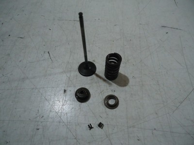 Suzuki GSR750 Engine Inlet Valve GSR750 Valves