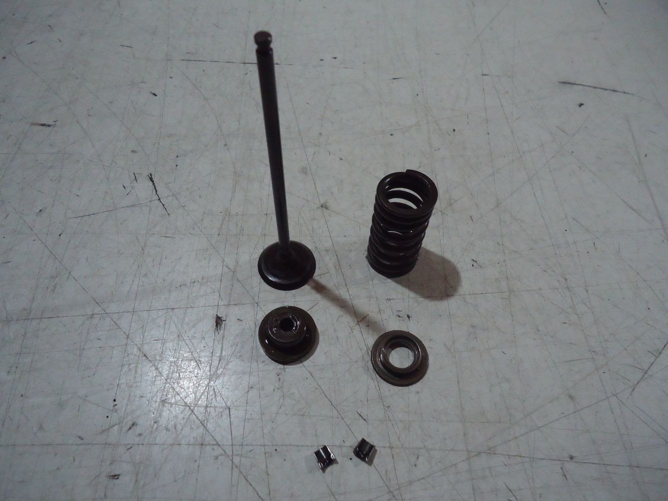 Suzuki GSR750 Engine Exhaust Valve GSR750 Valves