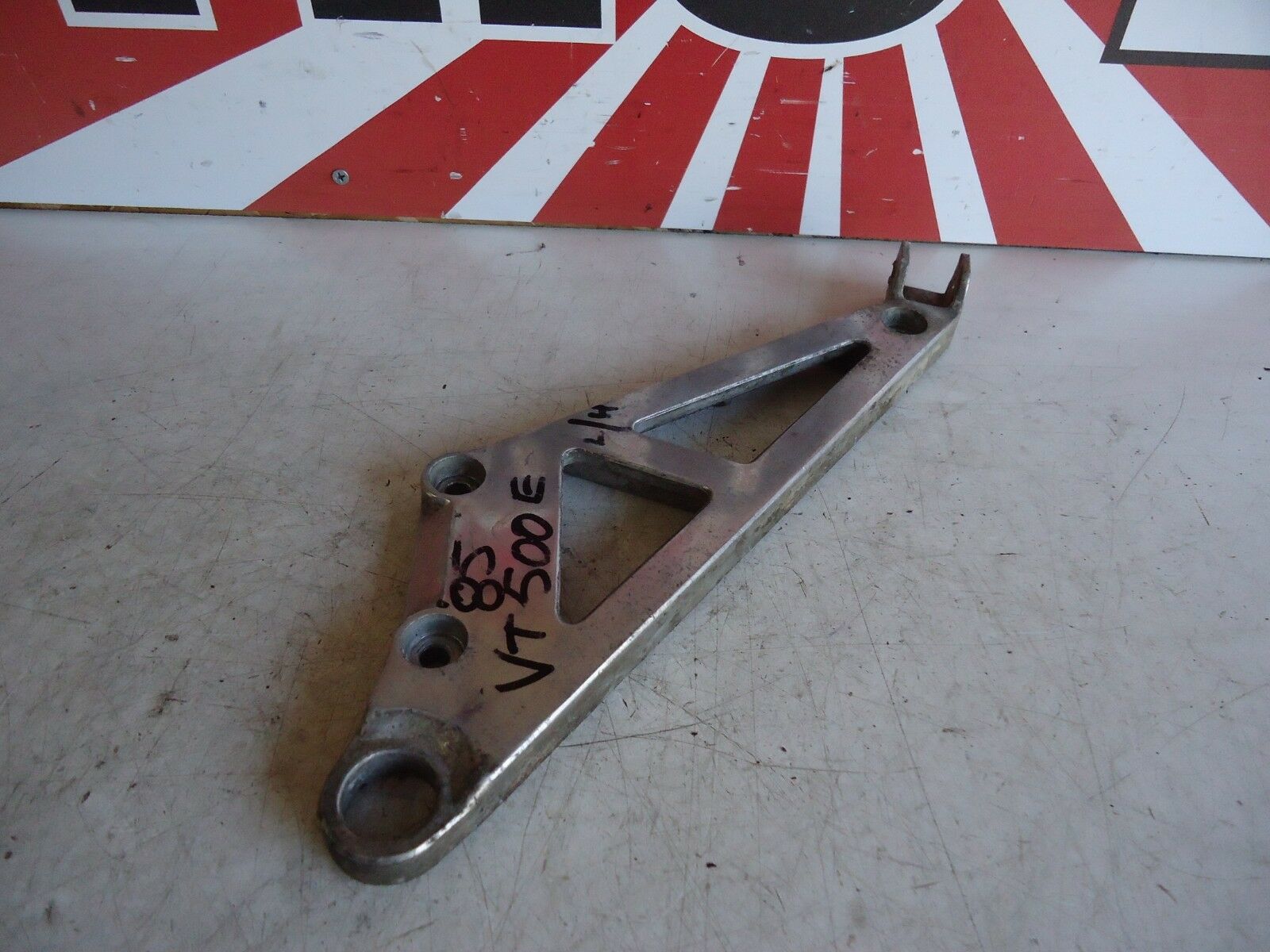 Honda VT500E Footrest Hanger 