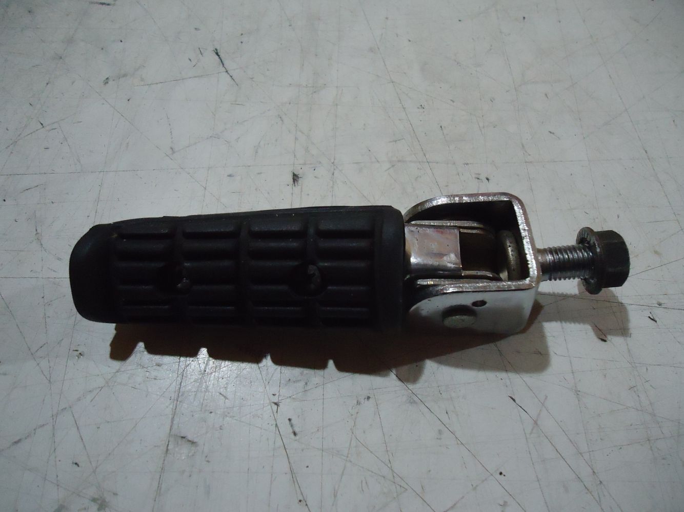 Yamaha FJ1200 R-H Rear Footrest