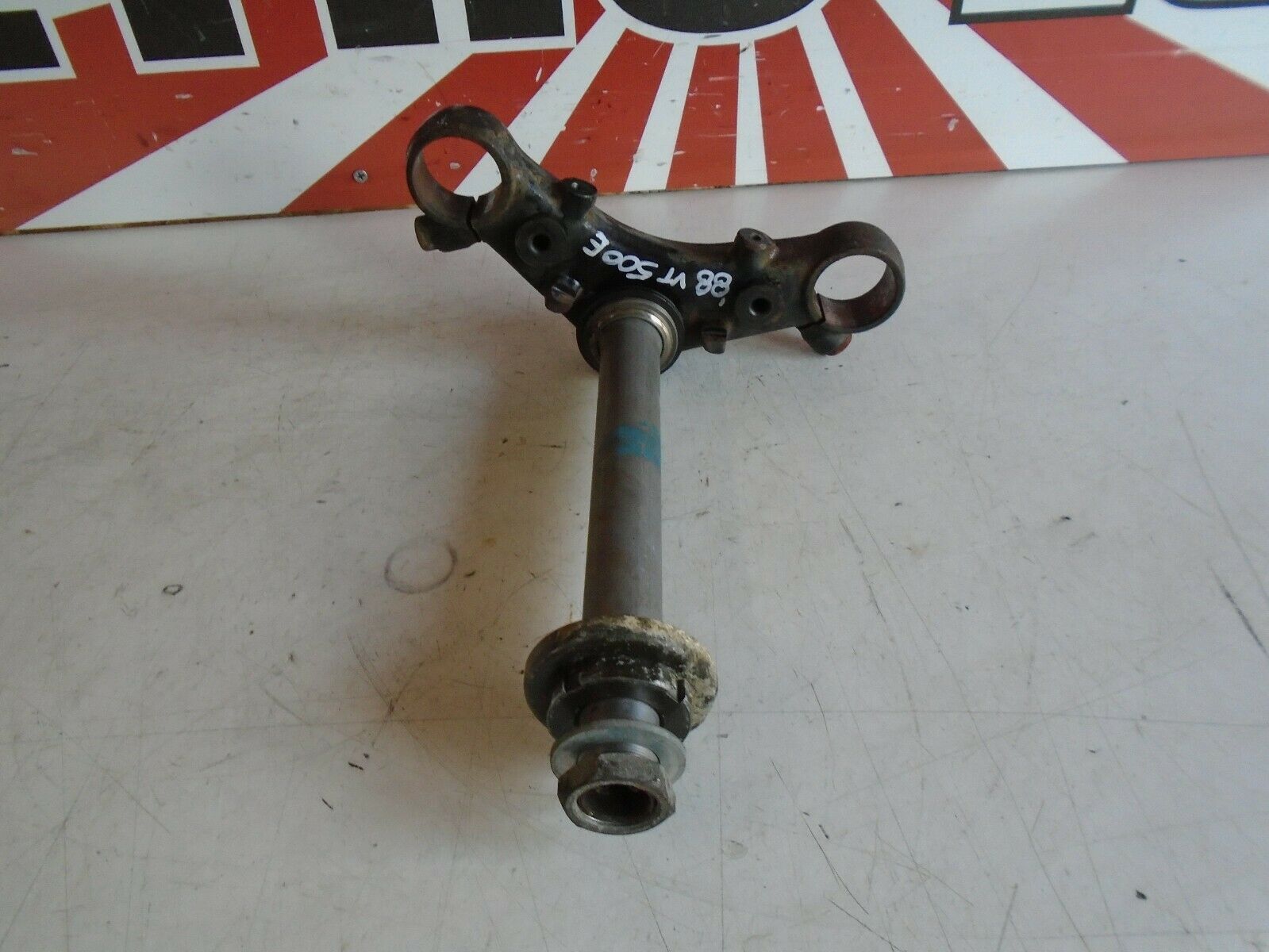 Honda VT500E Lower Fork Yoke