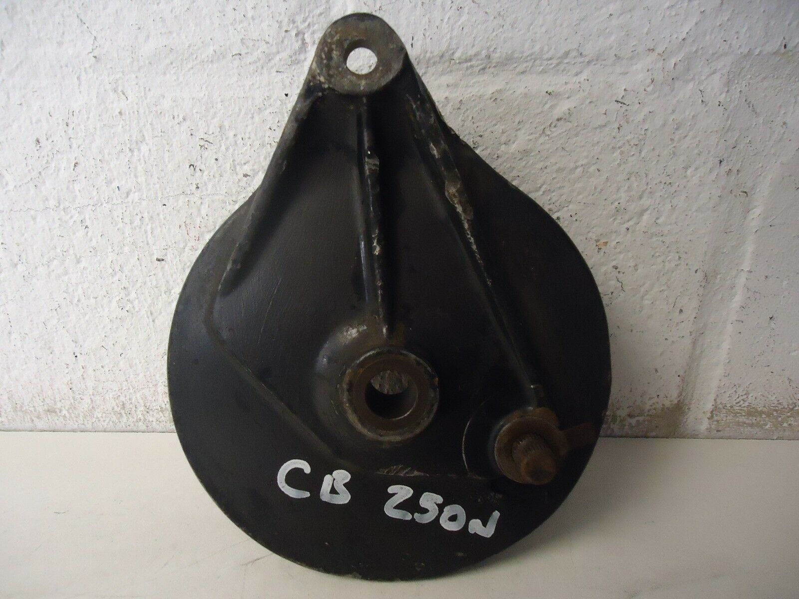 Honda CB250N Superdream Rear Brake Plate & Shoes