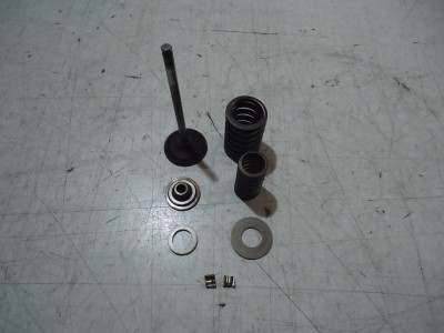 Honda VFR750F Engine Inlet Valve VFR750 Valves