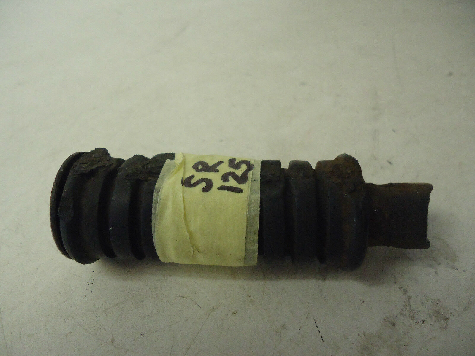 Yamaha SR125 Rear Footrest