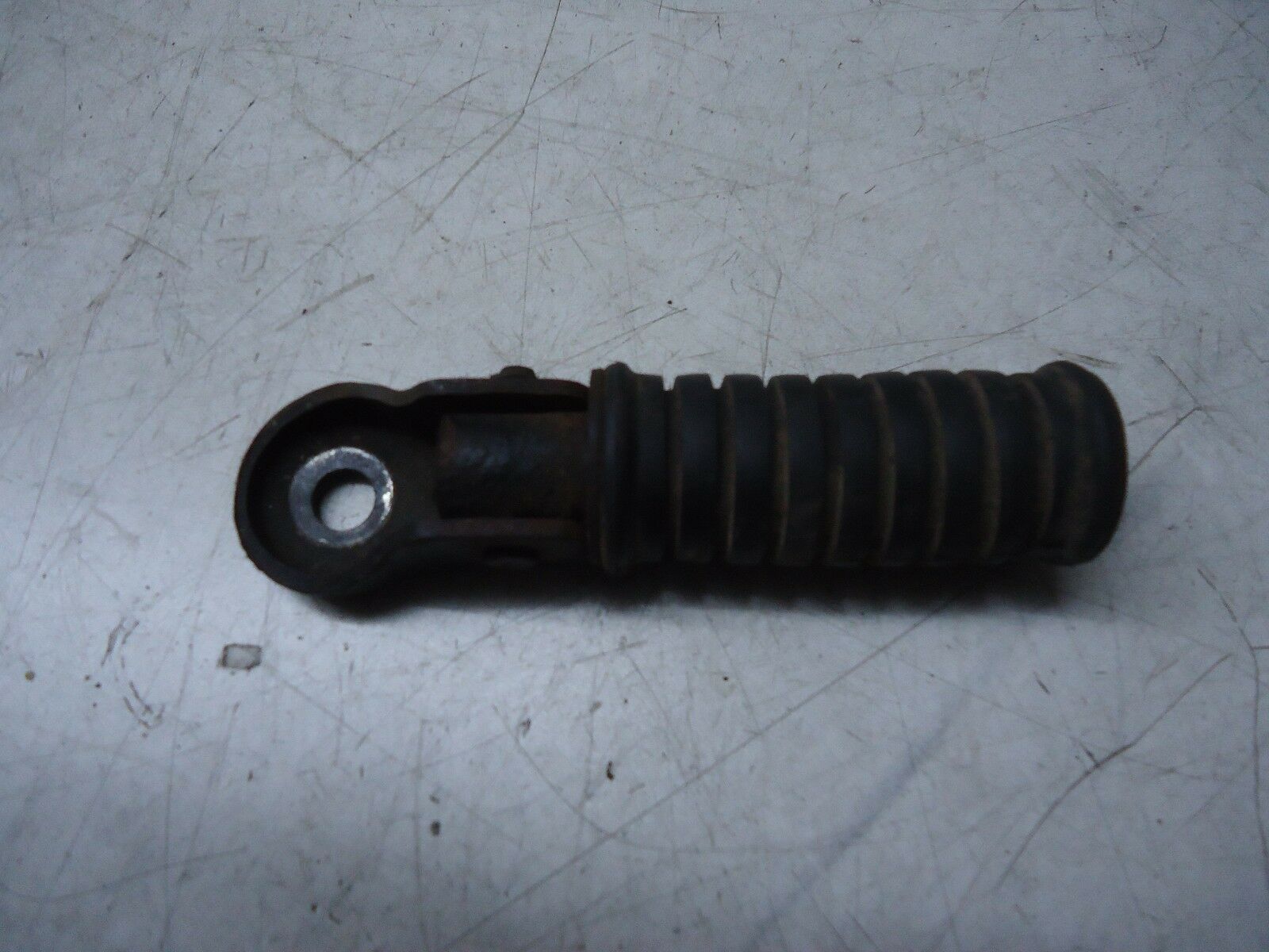 Yamaha SR125 Rear Footrest
