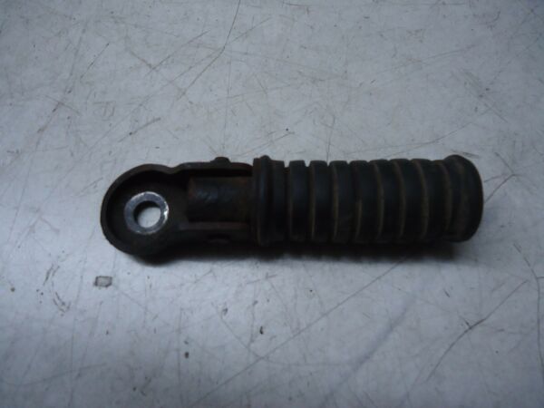 Yamaha SR125 Rear Footrest