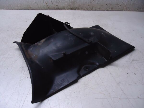 YAMAHA SR125 REAR UNDERTRAY 1997 SR125 REAR FENDER