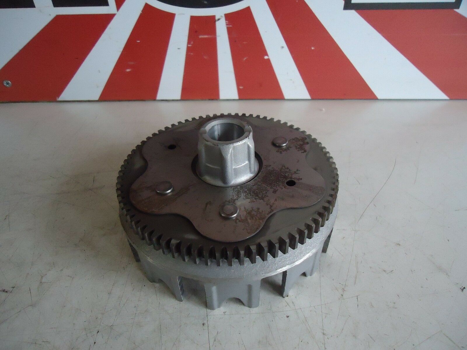 Yamaha SR125 Engine Clutch Basket