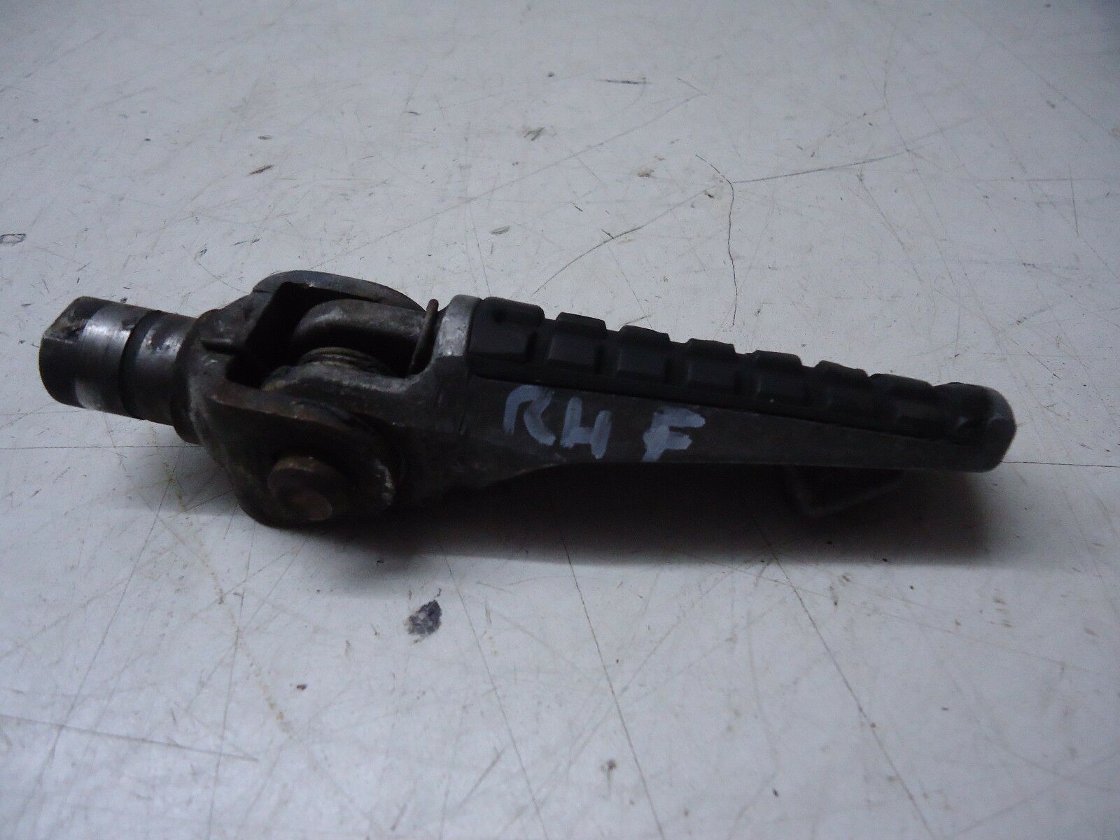 Kawasaki ZX6R Front Footrest