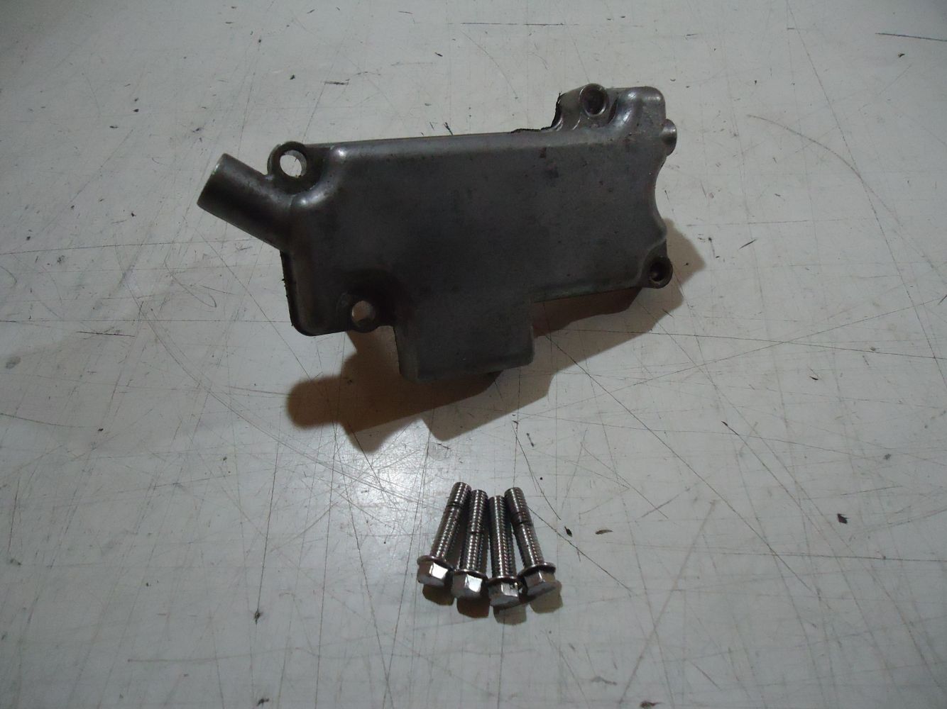 Kawasaki GPZ900R Engine Breather Cover