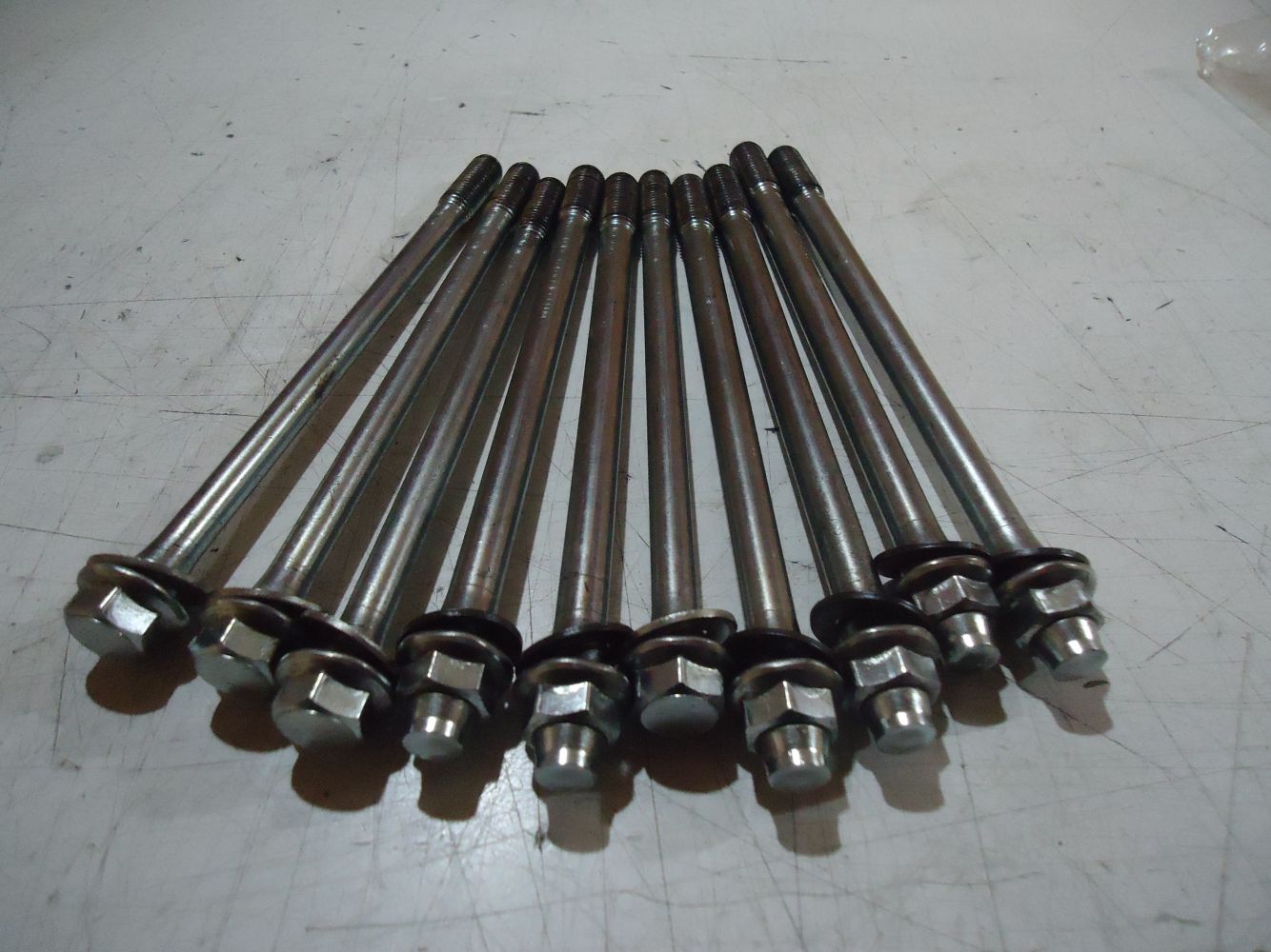 Kawasaki GPZ900R Engine Cylinder Head Bolts