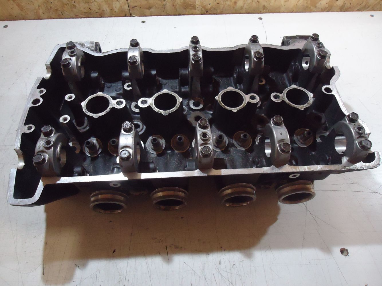Kawasaki GPZ1000RX Engine Cylinder Head