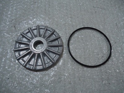Kawasaki GPX750R Engine Oil Filter Cover