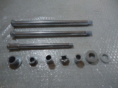 Kawasaki GPX750R Front Rear Wheel Spindle GPX750 Swingarm Spindle Axle