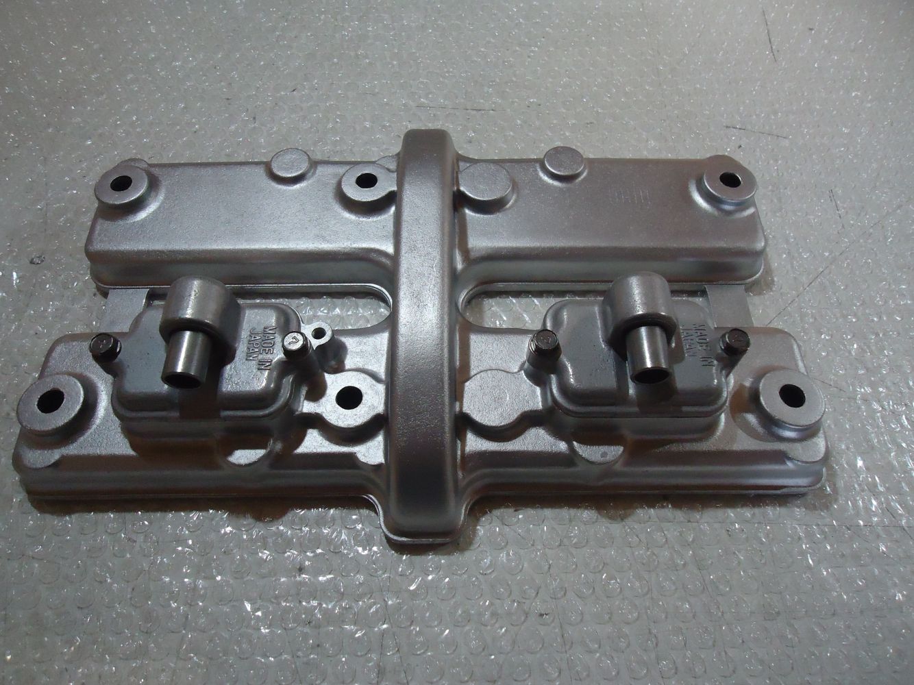 Kawasaki GPX600R Engine Rocker Cam Cover