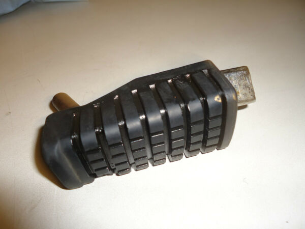 Kawasaki ER500 Front Footrest
