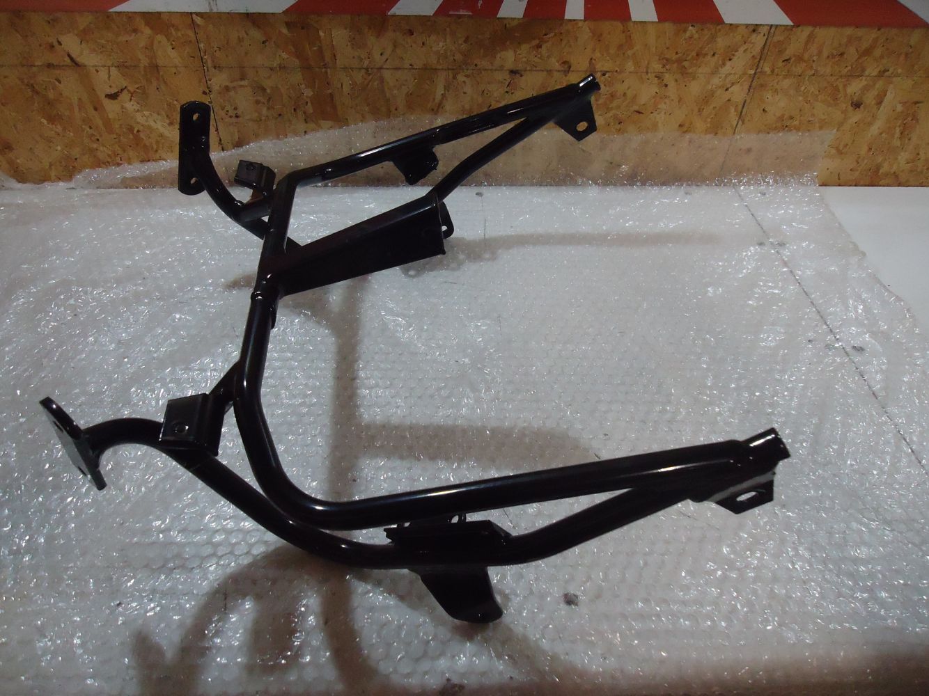 Kawasaki GPZ1000RX Fairing Stay Front Frame GPZ1000