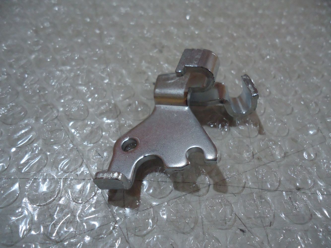 Kawasaki GPZ900R Carb Throttle Cable Bracket GPZ900 Carburettor