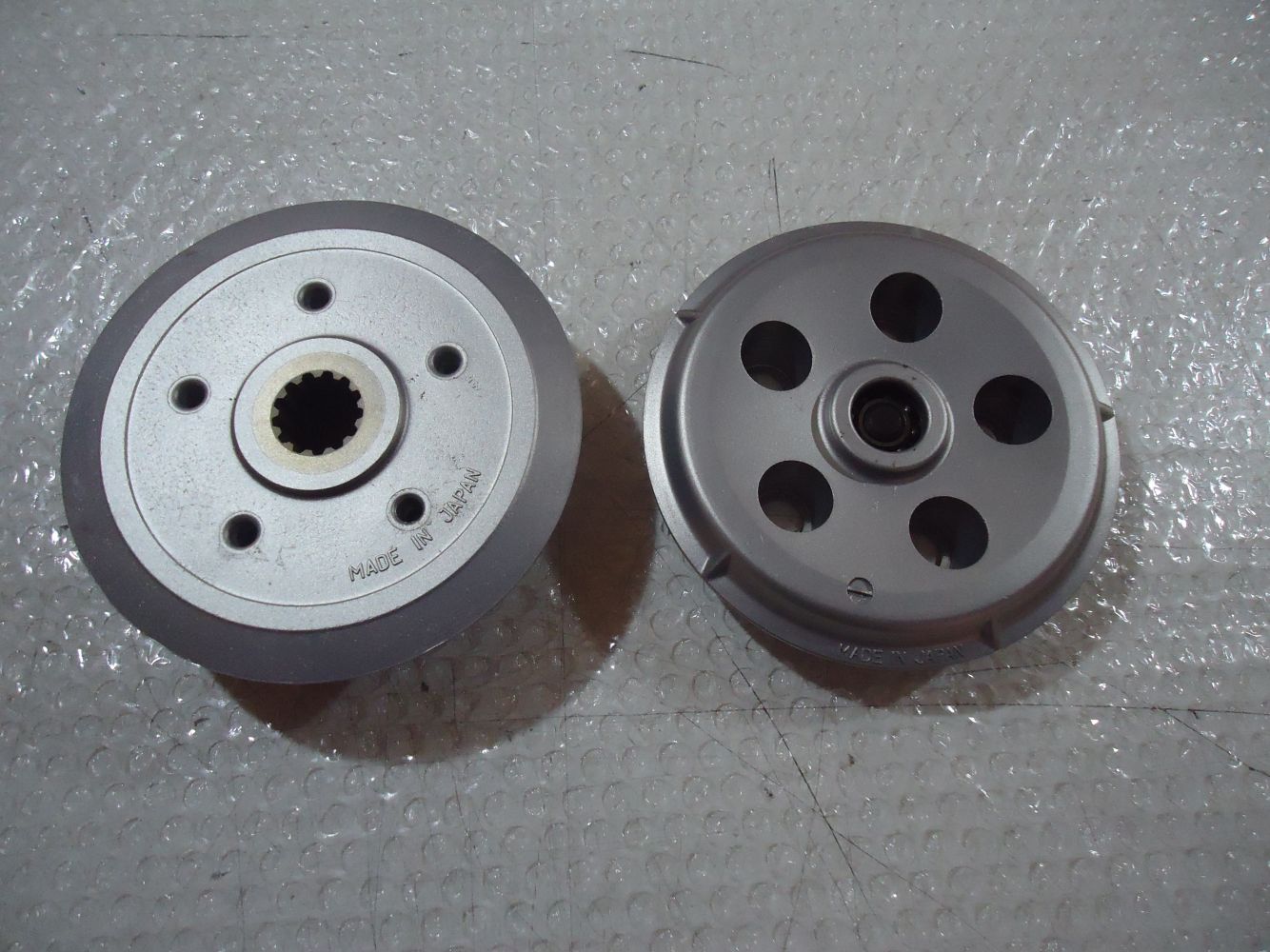 Kawasaki GPZ900R Engine Clutch Drum Boss & Pressure Plate GPZ900