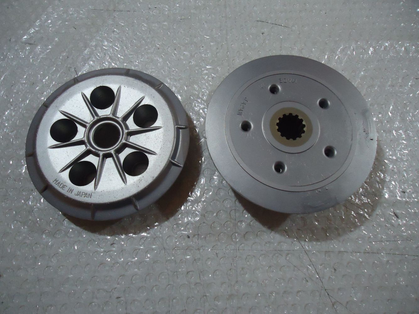 Kawasaki GPZ500S Engine Clutch Drum Boss & Pressure Plate GPZ500