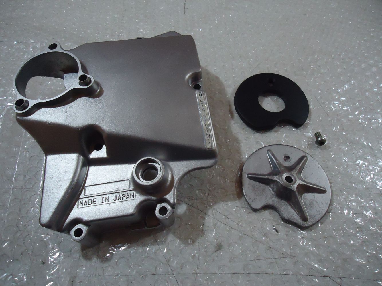 Yamaha YZF750R Engine Sprocket Cover Casing YZF750