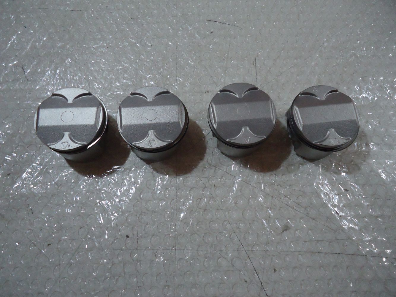 Yamaha FZR600 Genesis Pistons & Rings FZR 600 Engine Piston