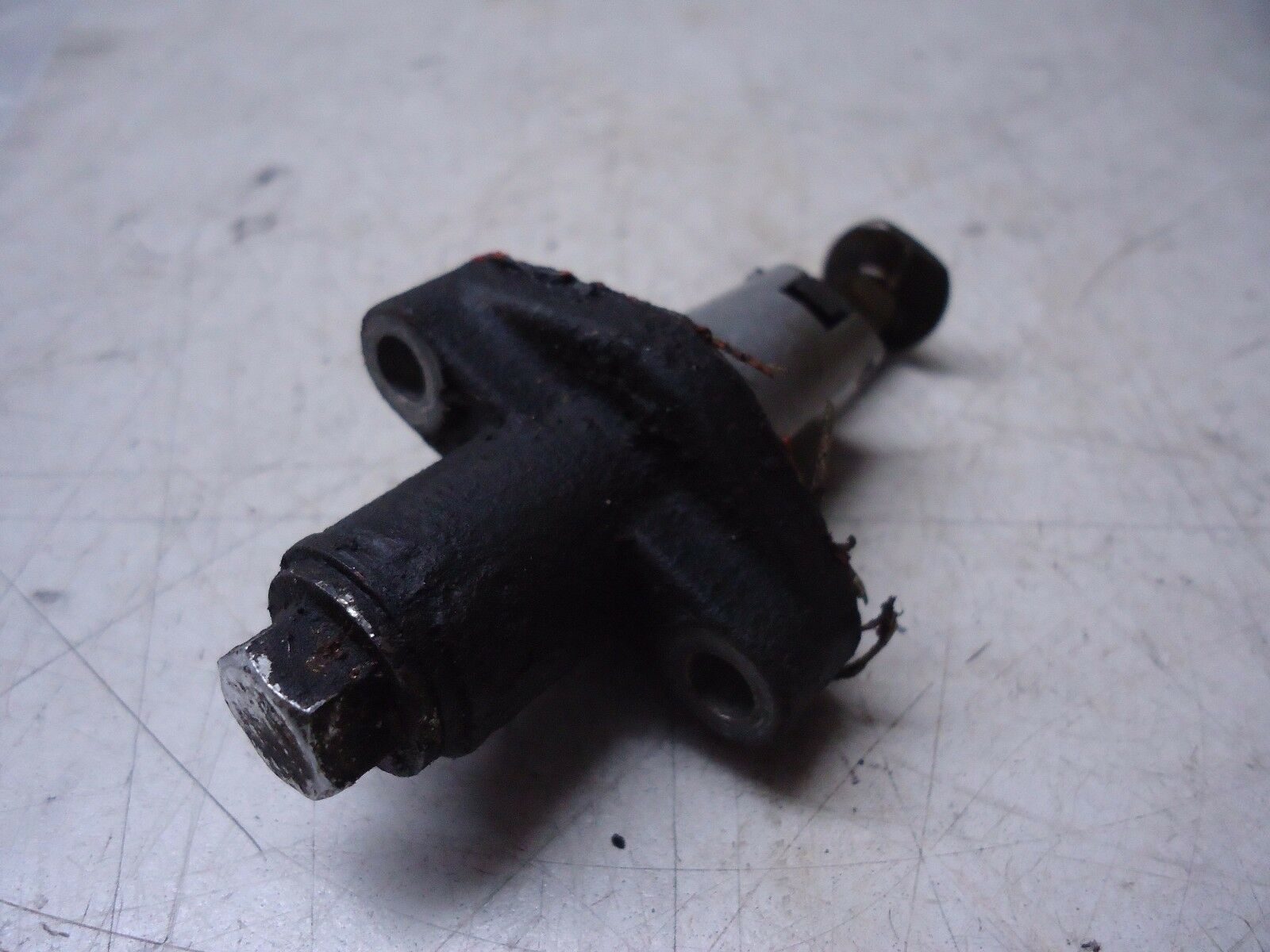 Kawasaki ER500 Engine Camchain Tensioner
