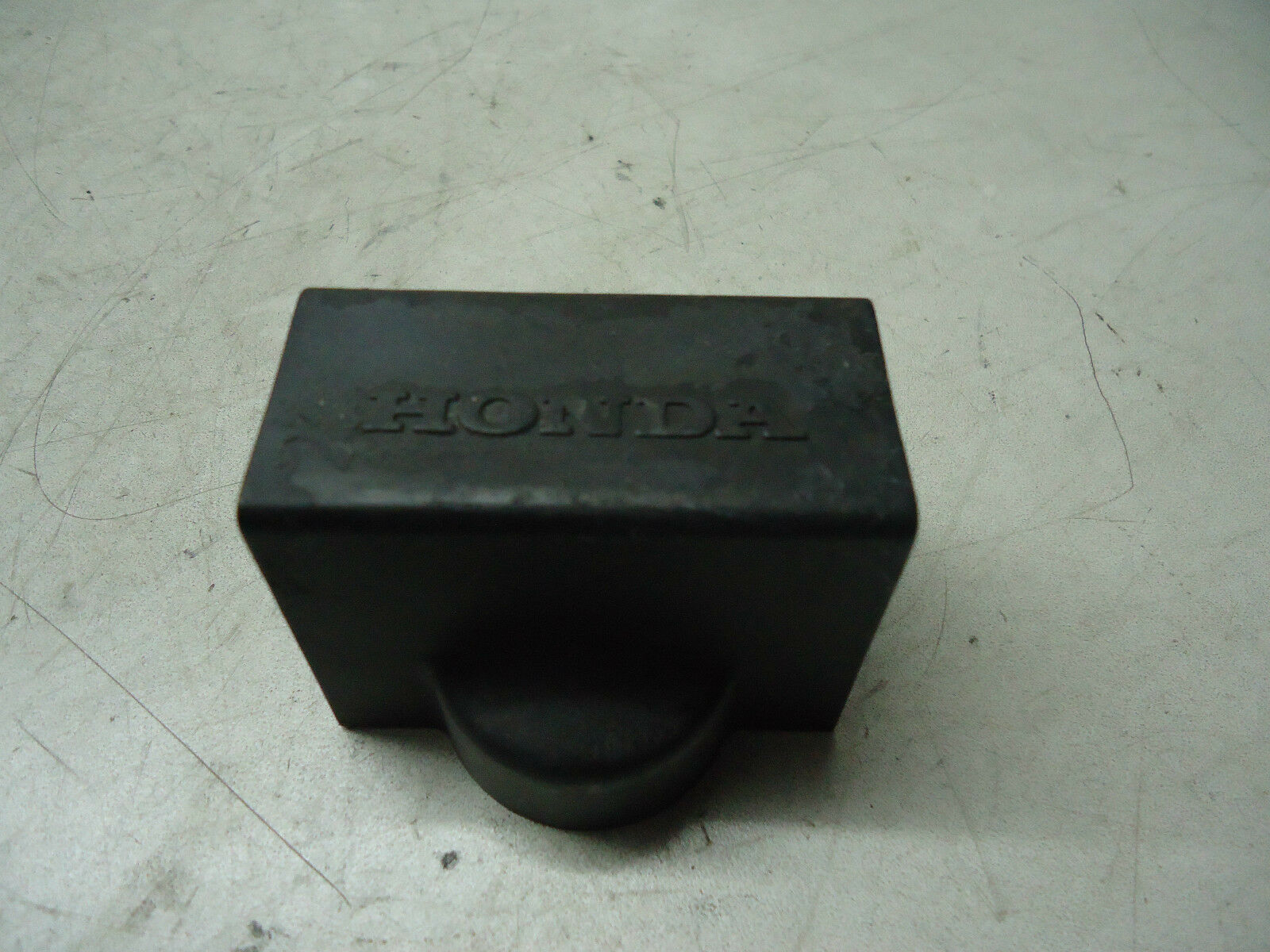 Honda CB350s Handlebar Middle Cover 