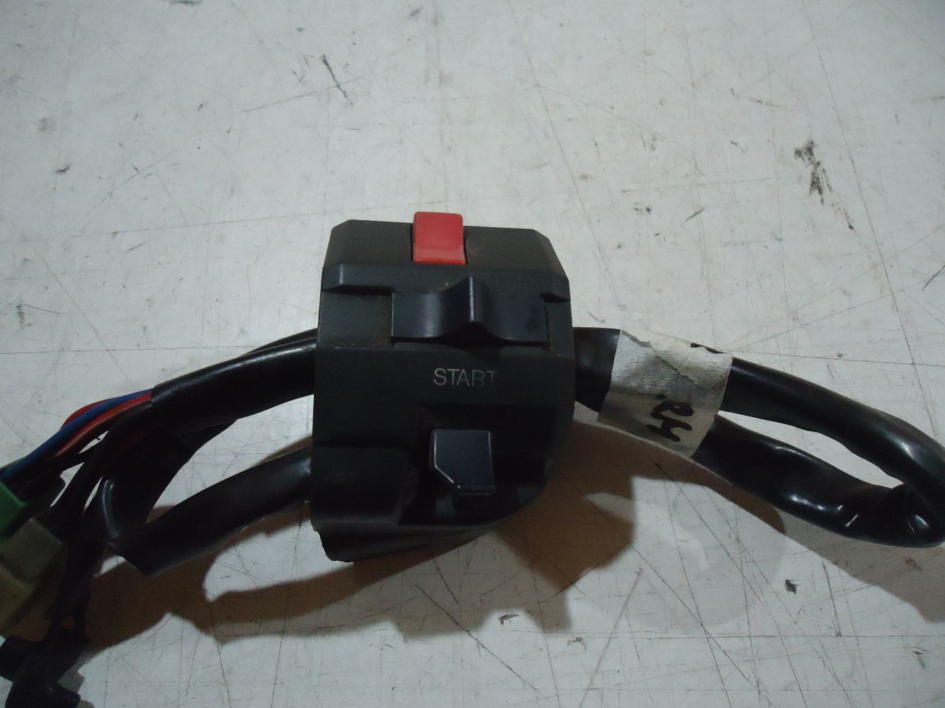Kawasaki ZR750 Zephyr R-H Switchgear ZR 750 Handlebar Switch