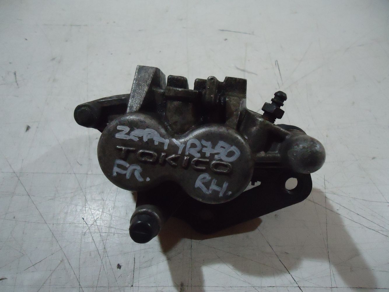 Kawasaki ZR750 Zephyr R-H Front Brake Caliper