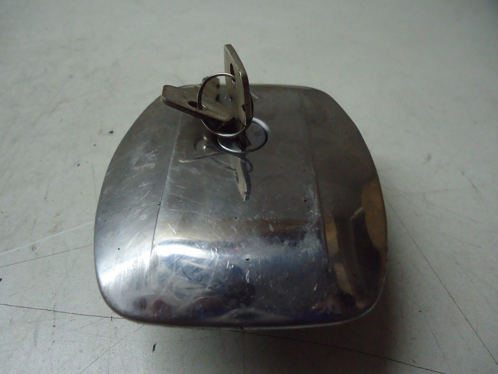 Suzuki GS850L Custom Petrol Cap & Key