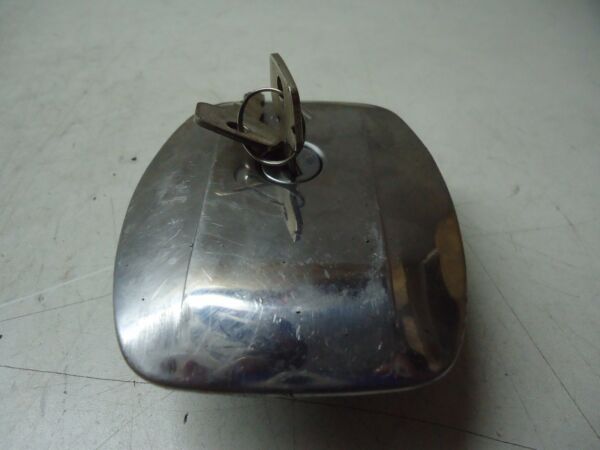 Suzuki GS850L Custom Petrol Cap & Key
