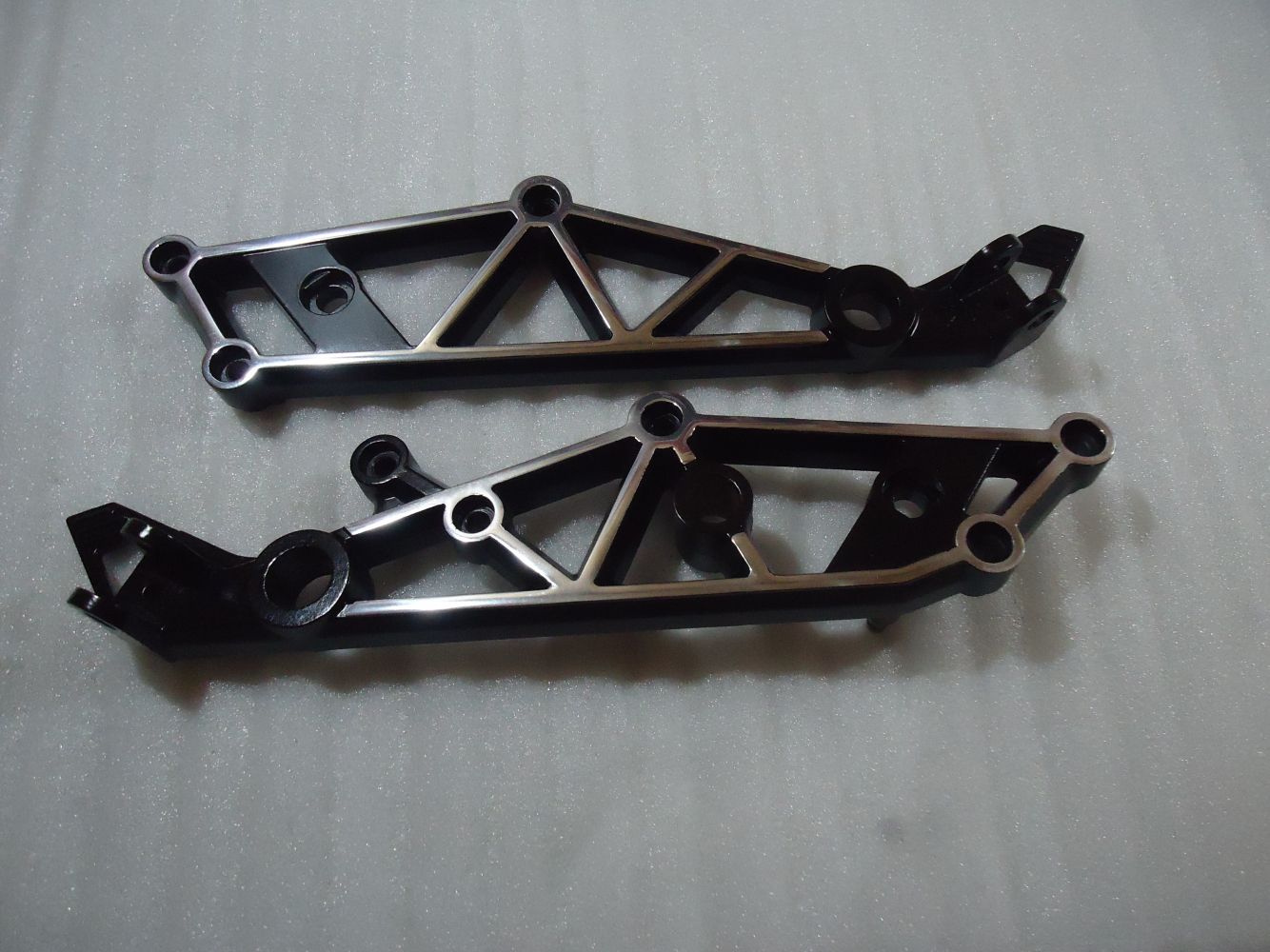 Kawasaki GPZ1100A Unitrak Footrest Hangers GPZ1100 Footpeg Mount Bracket