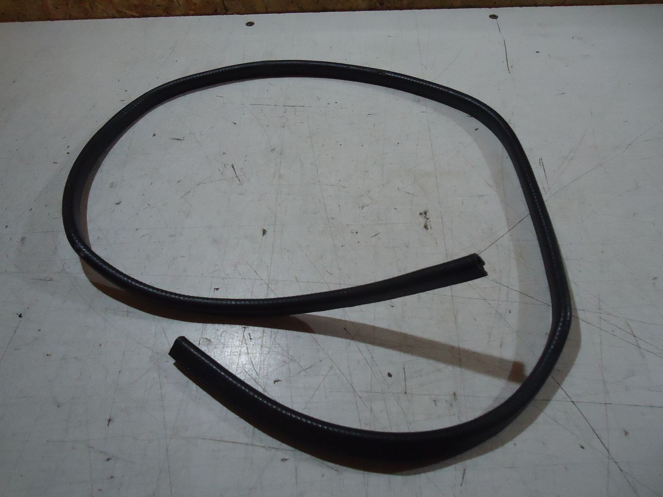 Kawasaki GPZ1100A Unitrak Nose Cone Trim GPZ1100 Fairing Edge Trim