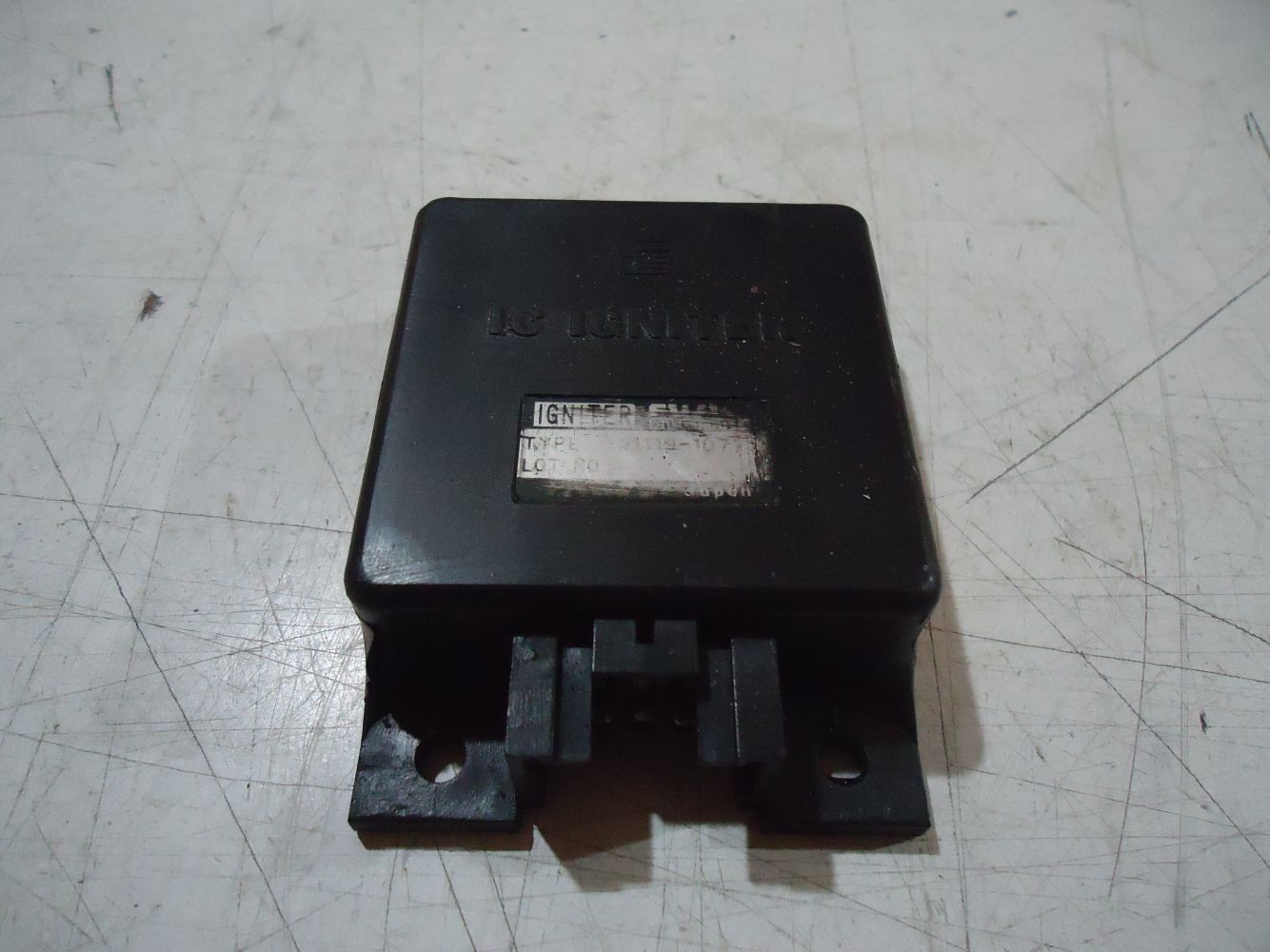 Kawasaki GPZ1100A Unitrak CDI Unit GPZ1100 Igniter Box