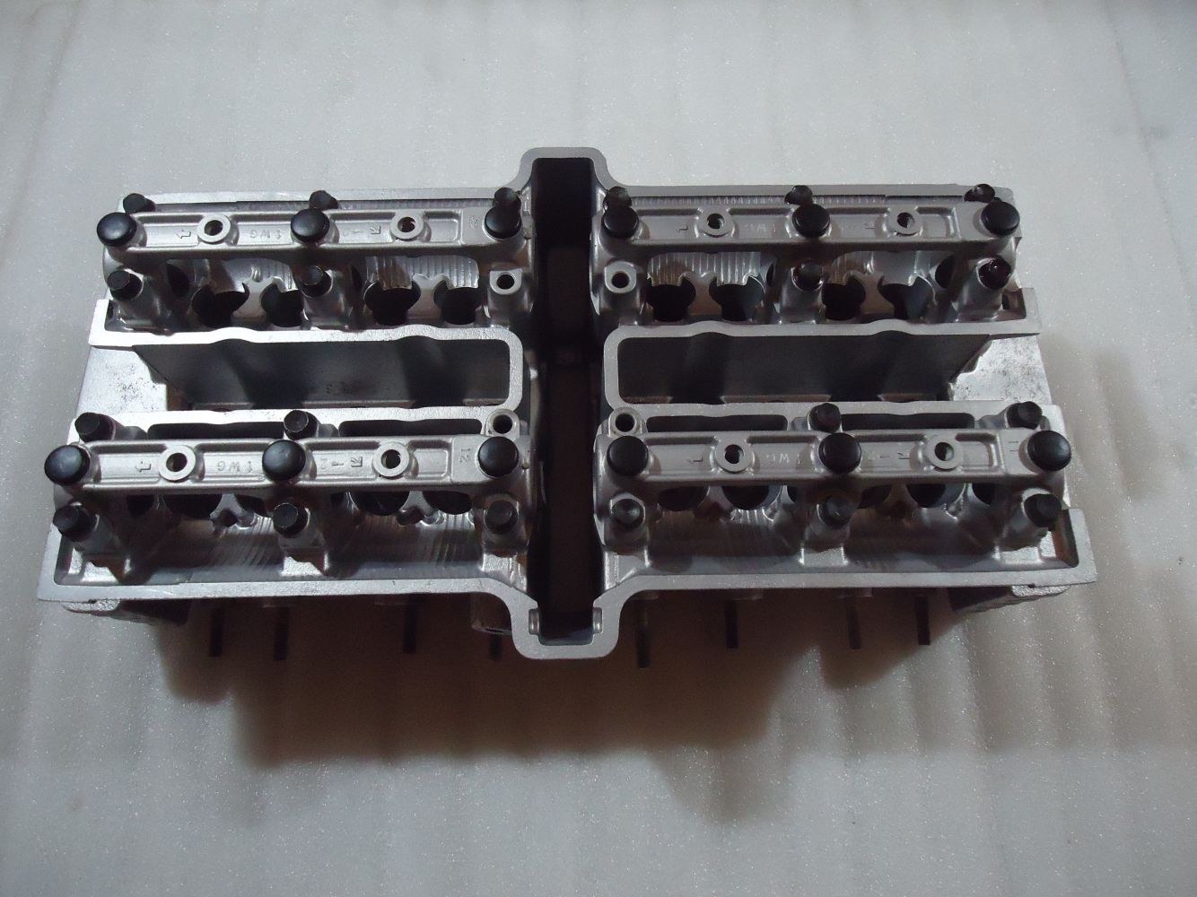 Yamaha FZS600 Fazer Cylinder Head FZS 600 Engine Head