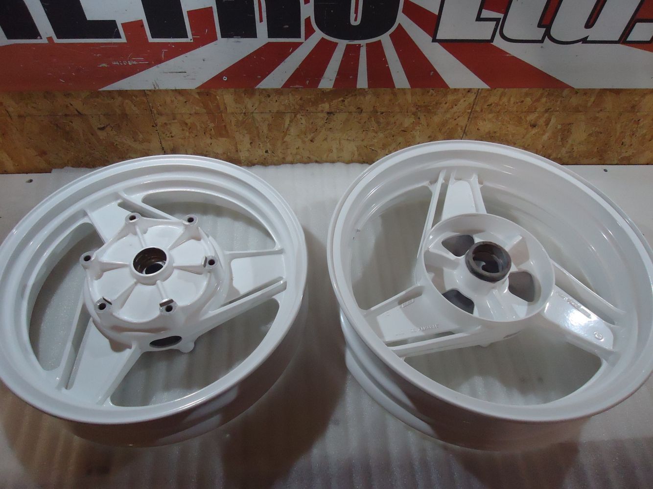 Kawasaki ZX10B Tomcat Restored Wheels ZX-10 Front Rear Wheel Rims