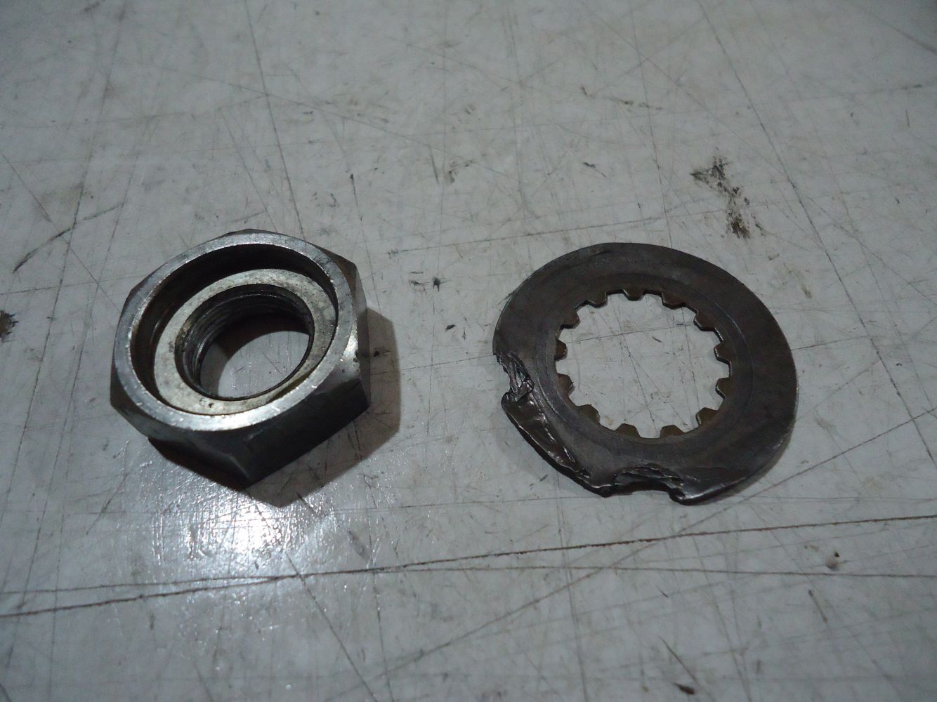 Yamaha YZF1000R Thunderace Front Sprocket Nut YZF1000