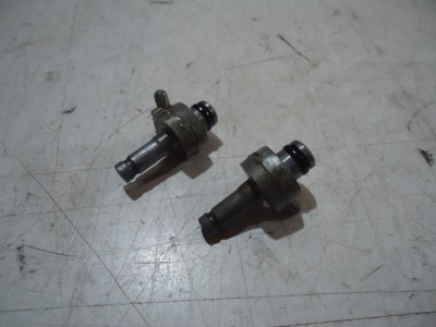 Yamaha YZF1000R Thunderace Engine Top Crankcase Oil Jet Nozzles YZF1000