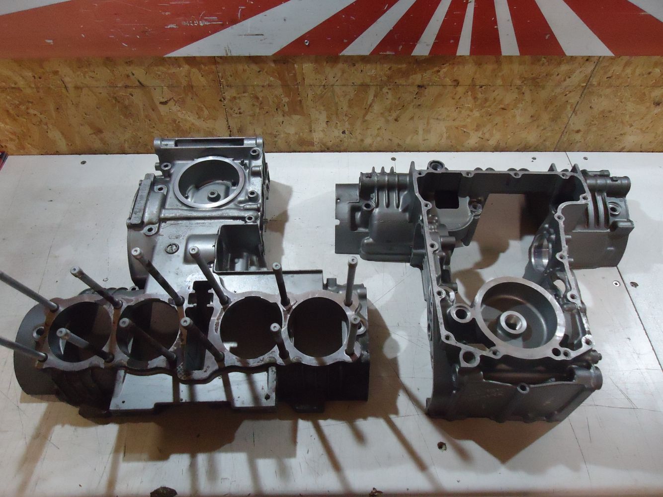 Kawasaki ZR750 Zephyr Crankcases ZR 750 Engine Cases Crankcase