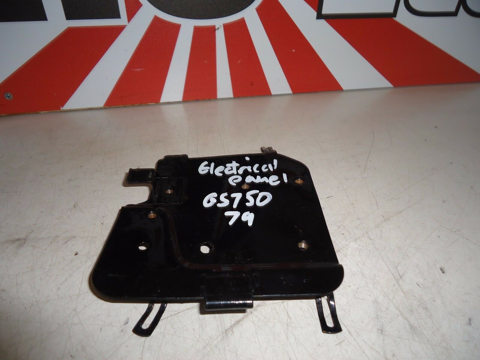 Suzuki GS750 Electrics Mount Plate