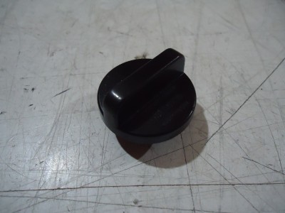 Yamaha YZF1000R Thunderace Engine Oil Filler Cap YZF1000