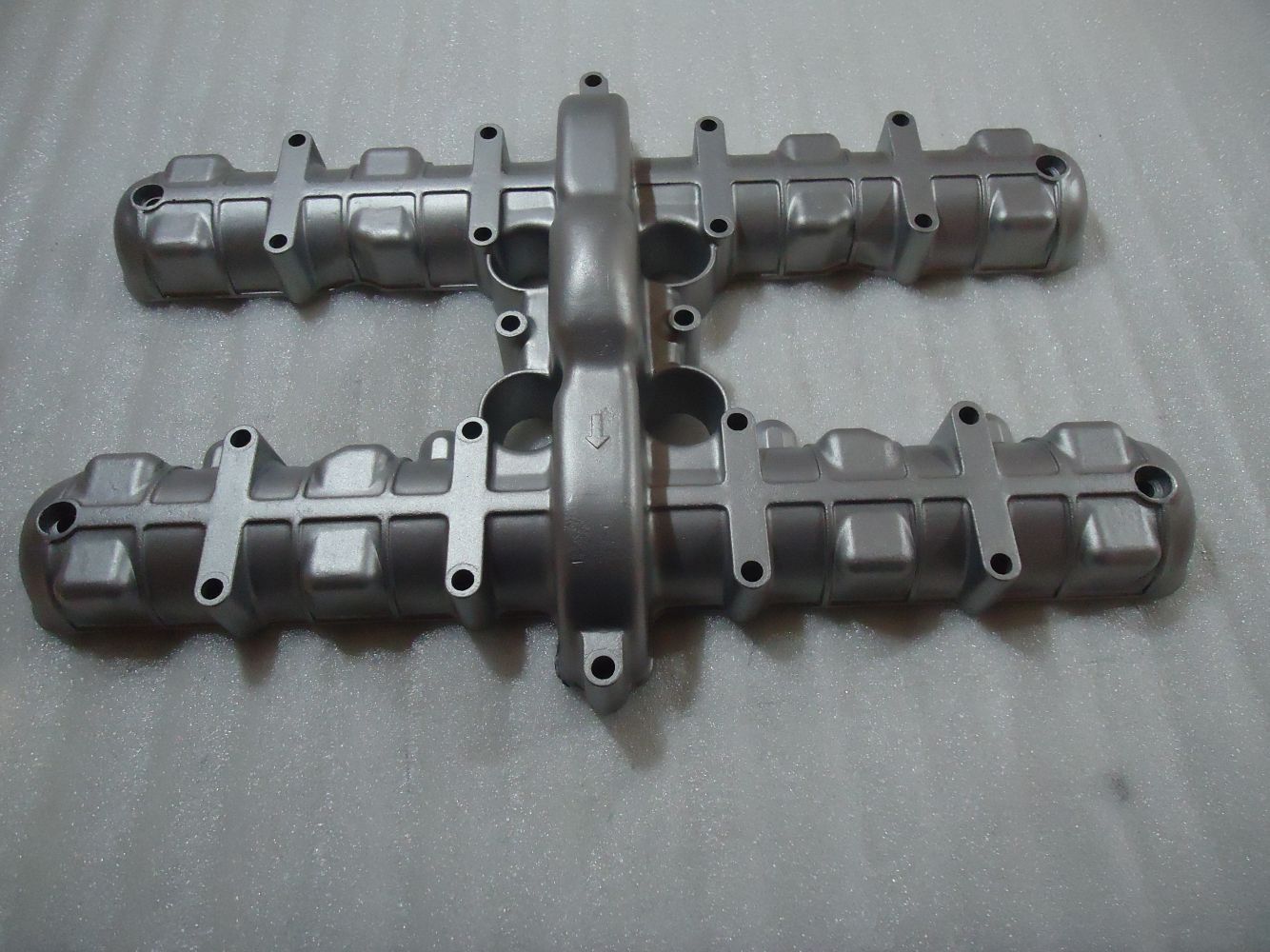 Kawasaki ZR750 Zephyr Rocker Cover ZR 750 Engine Cylinder Head Cover