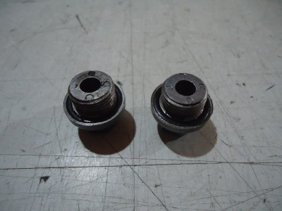 Kawasaki ZR750 Zephyr Engine Crankshaft Oil Passage Caps ZR 750