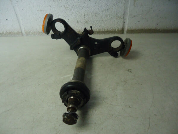 Suzuki GS250 Lower Fork Yoke