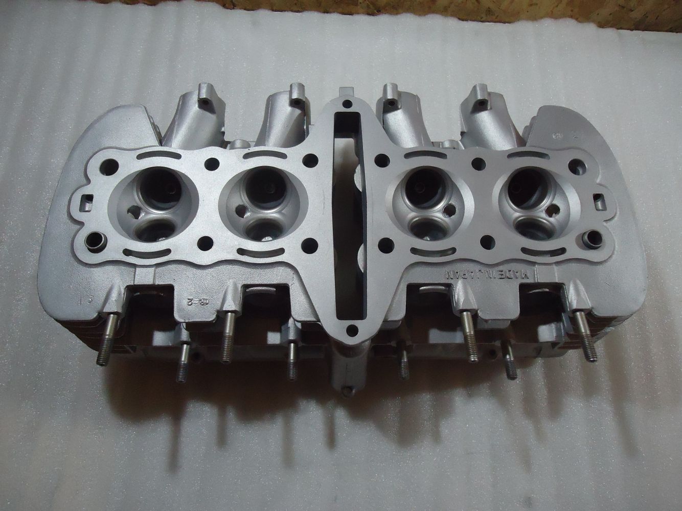 Kawasaki ZR750 Zephyr Cylinder Head ZR 750 Engine Head