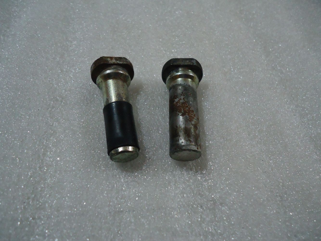 Honda CB750F2 Brake Caliper Pins CB750 SOHC