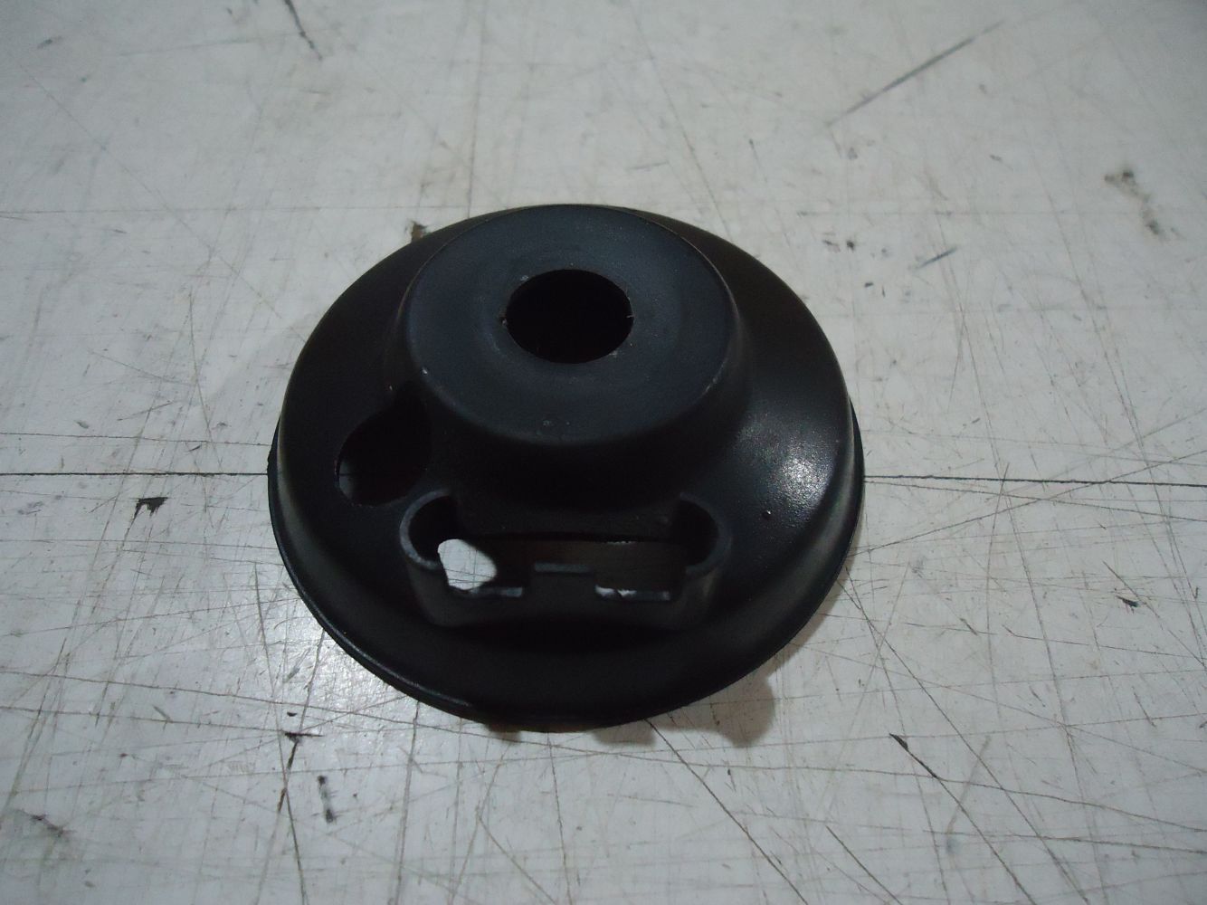 Kawasaki GPZ1100A Unitrak Horn Rear Cover GPZ1100